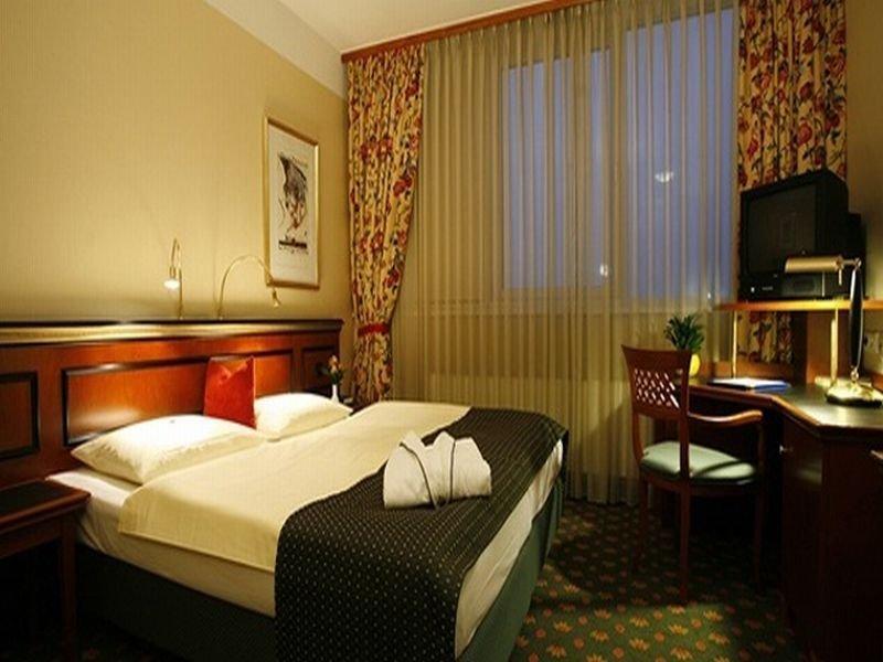 Dormero Hotel Hannover-Langenhagen Airport Phòng bức ảnh